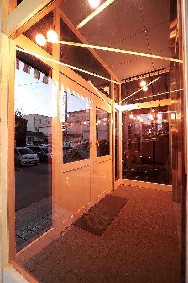 Stay Romantictrip_Hostel Gyeongju Bagian luar foto