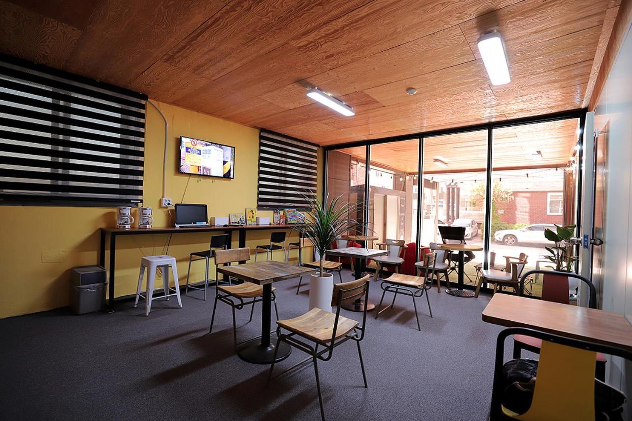 Stay Romantictrip_Hostel Gyeongju Bagian luar foto