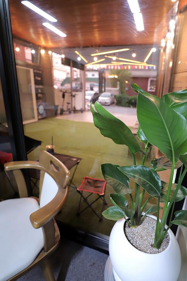 Stay Romantictrip_Hostel Gyeongju Bagian luar foto