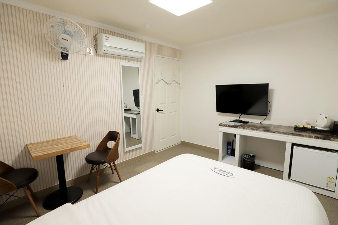 Stay Romantictrip_Hostel Gyeongju Bagian luar foto