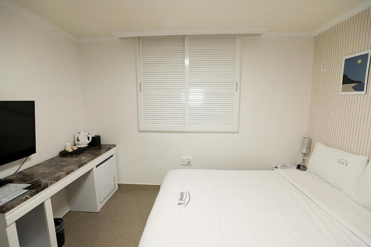 Stay Romantictrip_Hostel Gyeongju Bagian luar foto