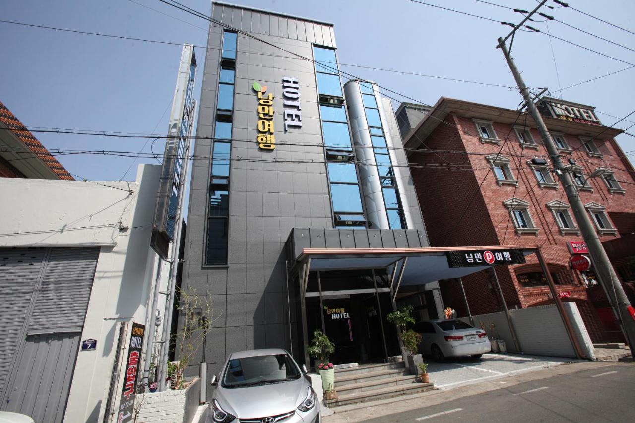 Stay Romantictrip_Hostel Gyeongju Bagian luar foto