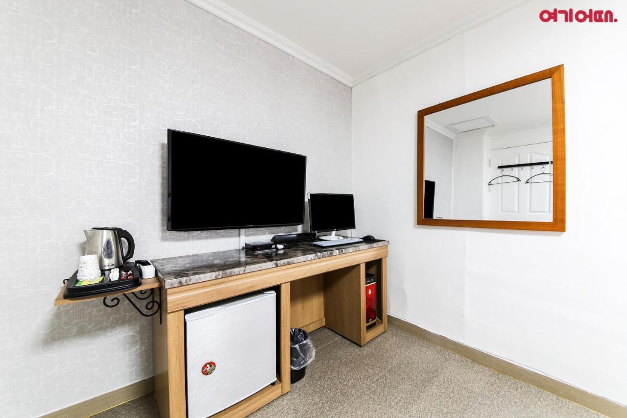 Stay Romantictrip_Hostel Gyeongju Bagian luar foto