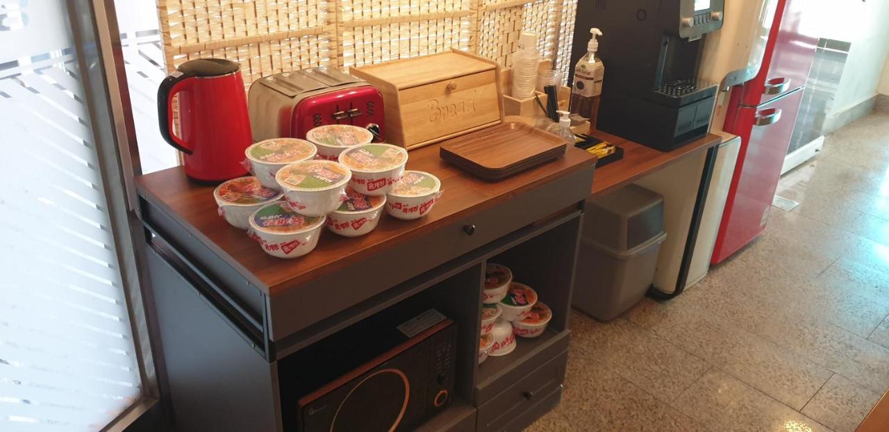 Stay Romantictrip_Hostel Gyeongju Bagian luar foto
